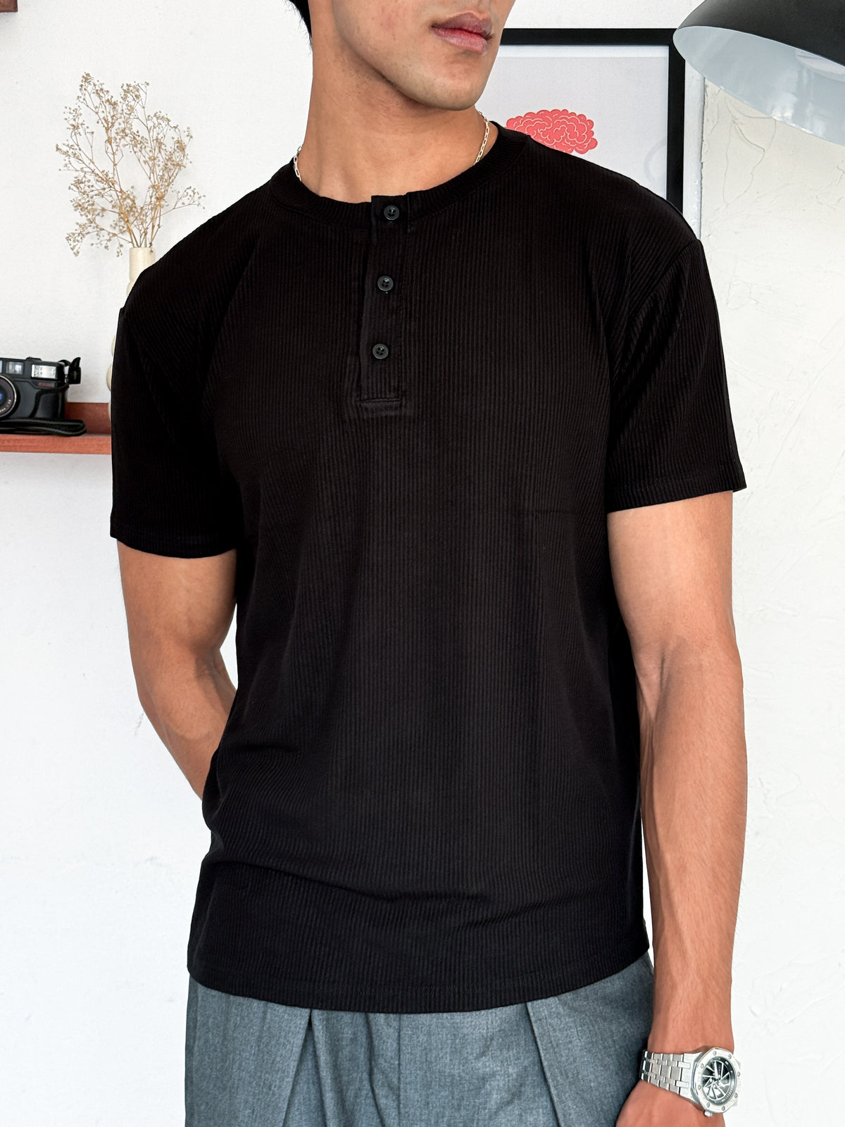 The Half Henley Tee Black