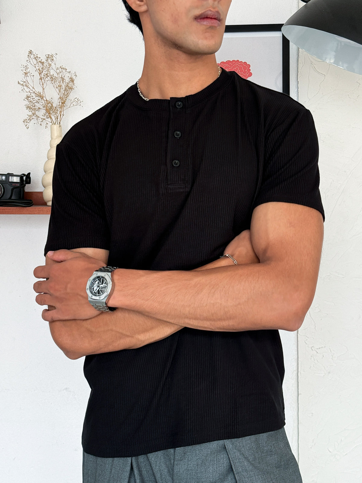The Half Henley Tee Black