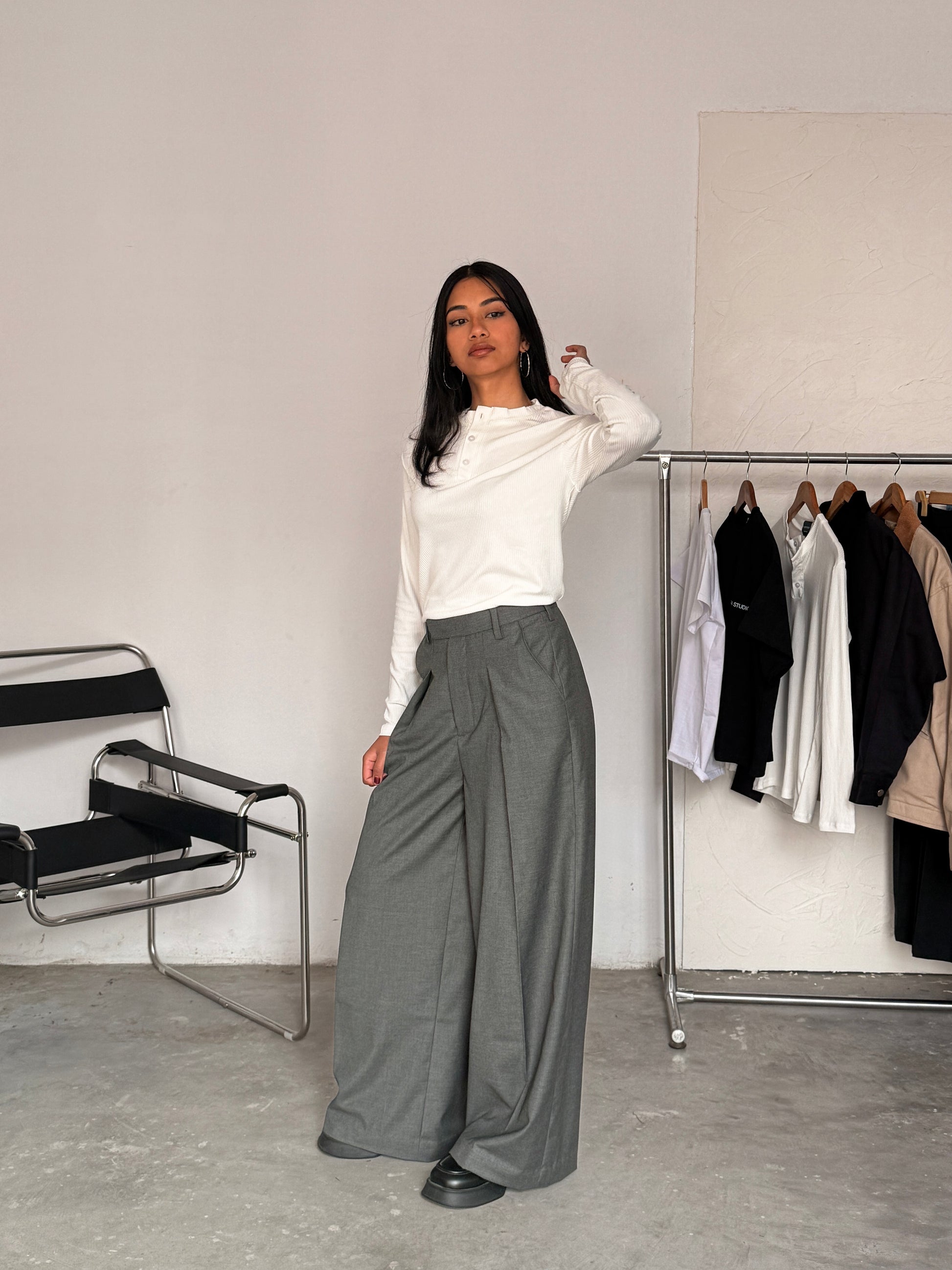 THE ELLIS PANTS(GREY)