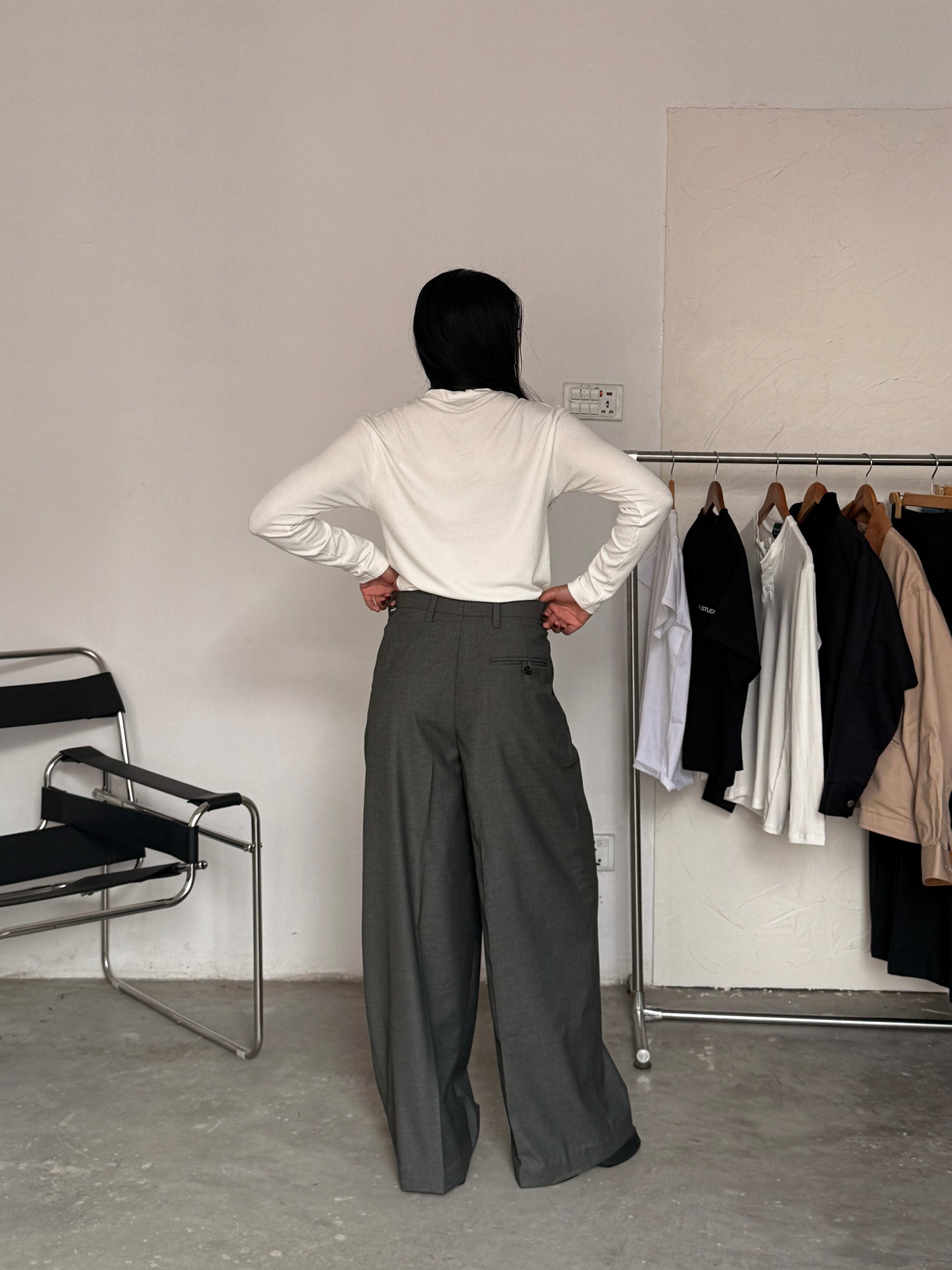 THE ELLIS PANTS(GREY)